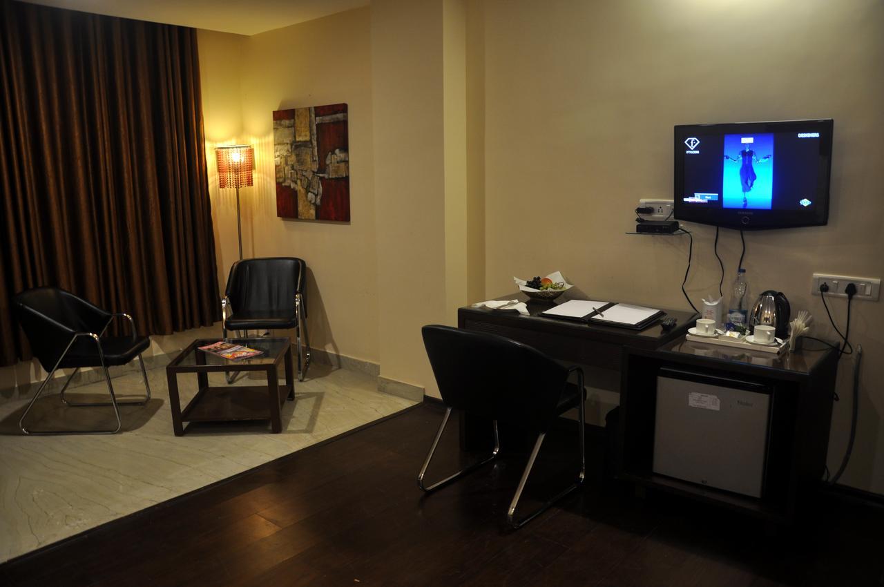 Hotel Md'S Continental Jorhat Luaran gambar